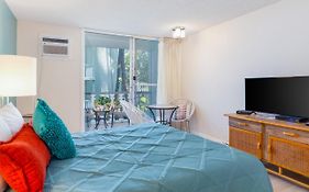 Kona Islander Inn 112